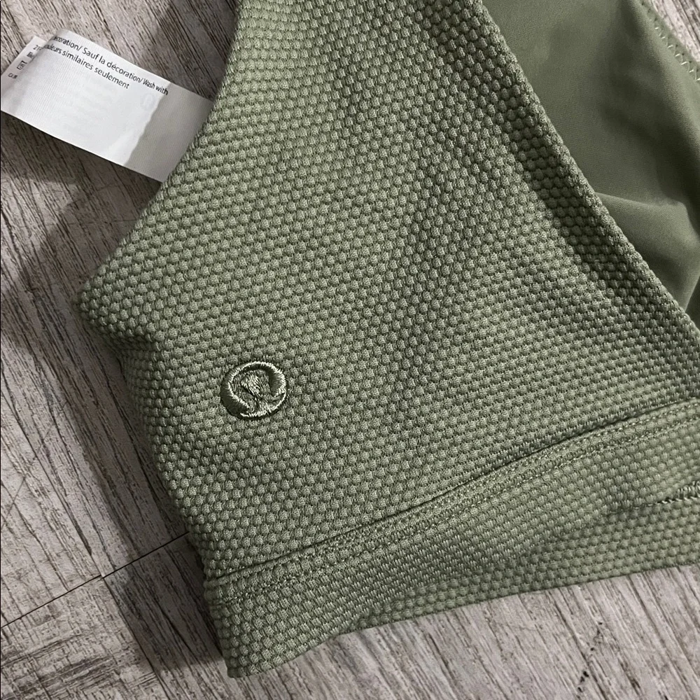Lululemon Athletica Sage Green Textured Bralette - Picture 5 of 8